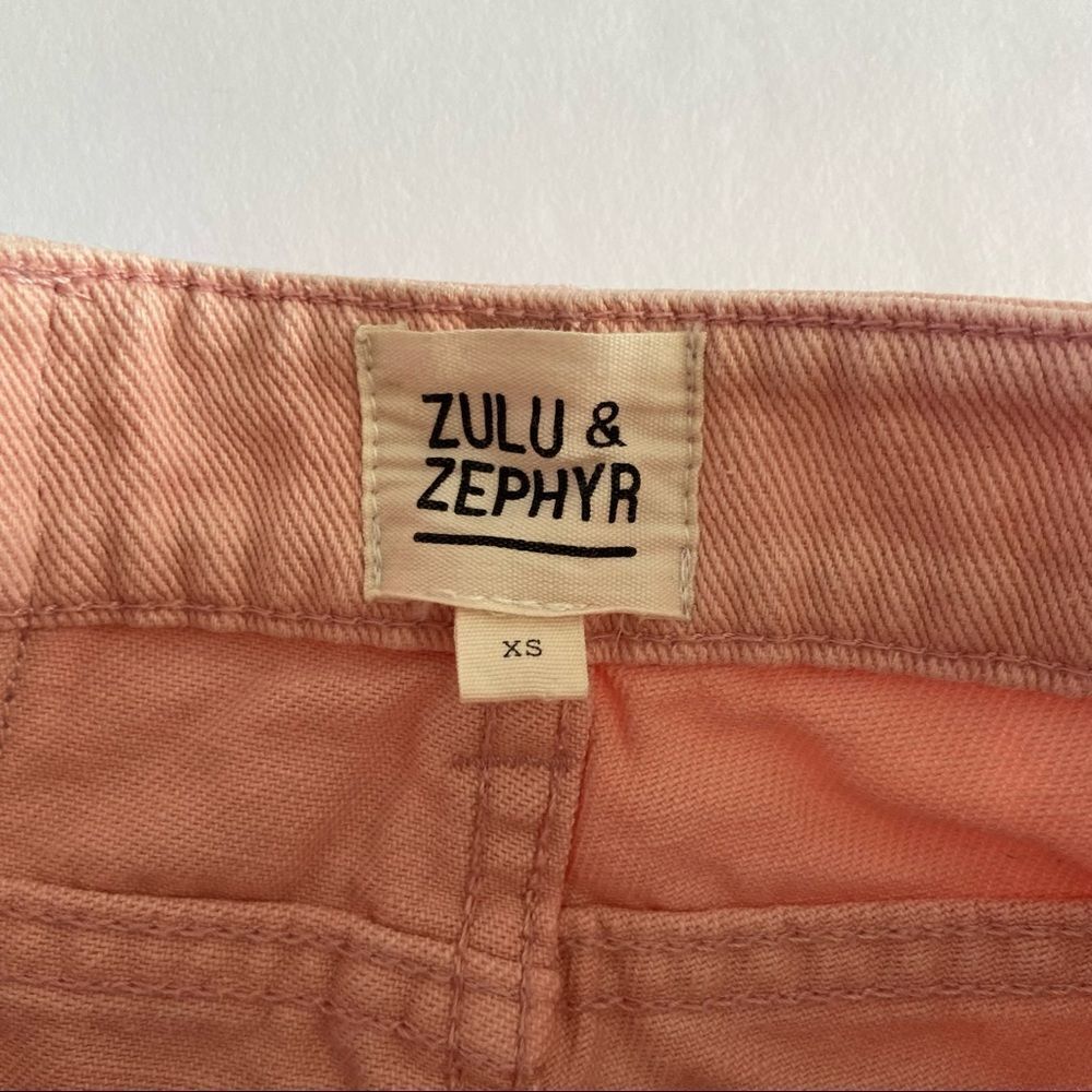 Zulu and Zephyr Cutoff High-Waisted Shorts XS Coral - Picture 3 of 8